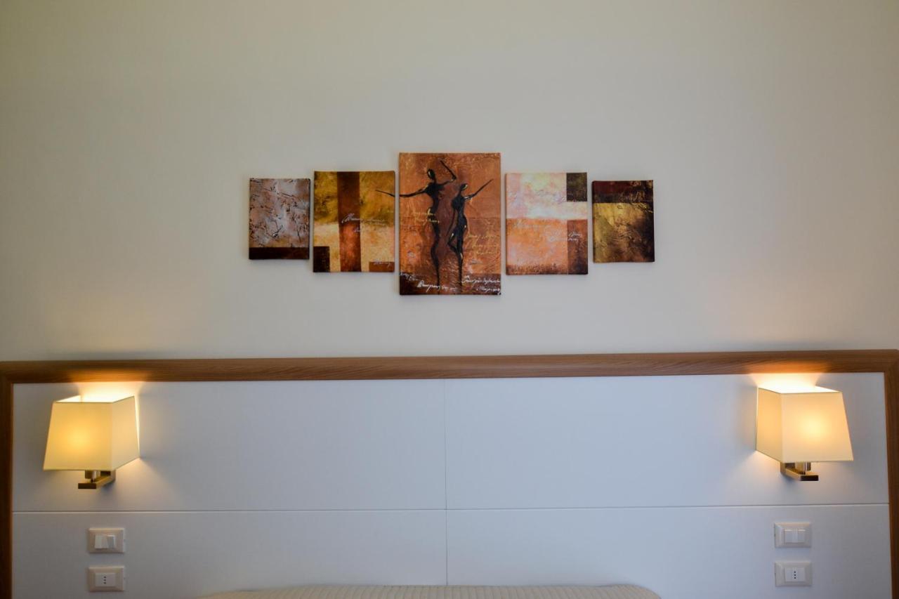 B&B Al Viale ฟอจเจีย ภายนอก รูปภาพ