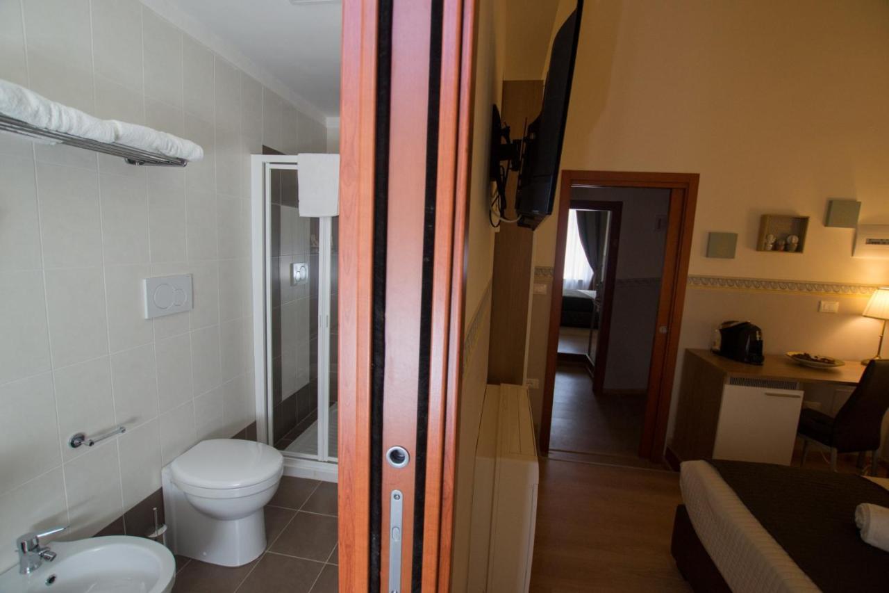 B&B Al Viale ฟอจเจีย ภายนอก รูปภาพ