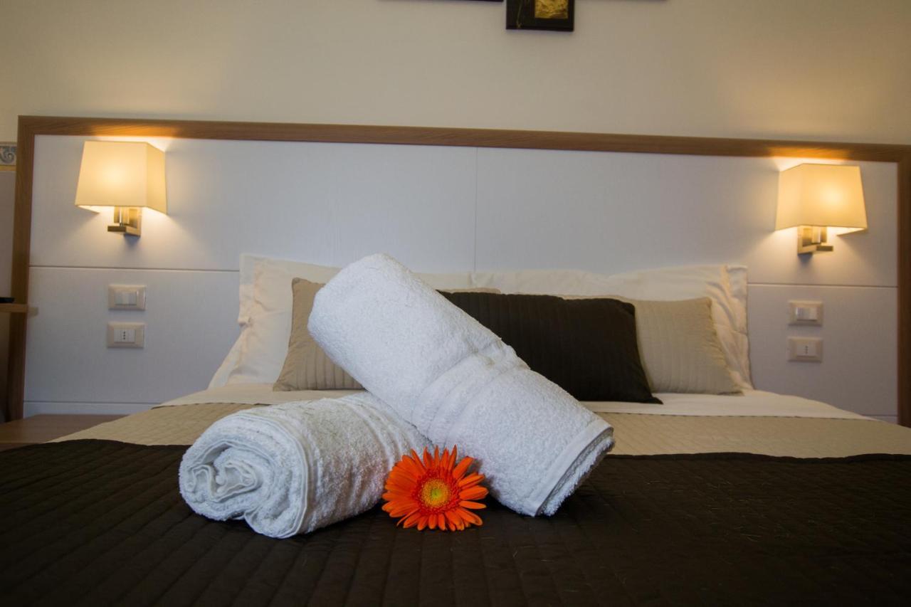 B&B Al Viale ฟอจเจีย ภายนอก รูปภาพ